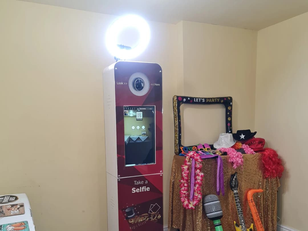 Selfie Pod hire Glasgow